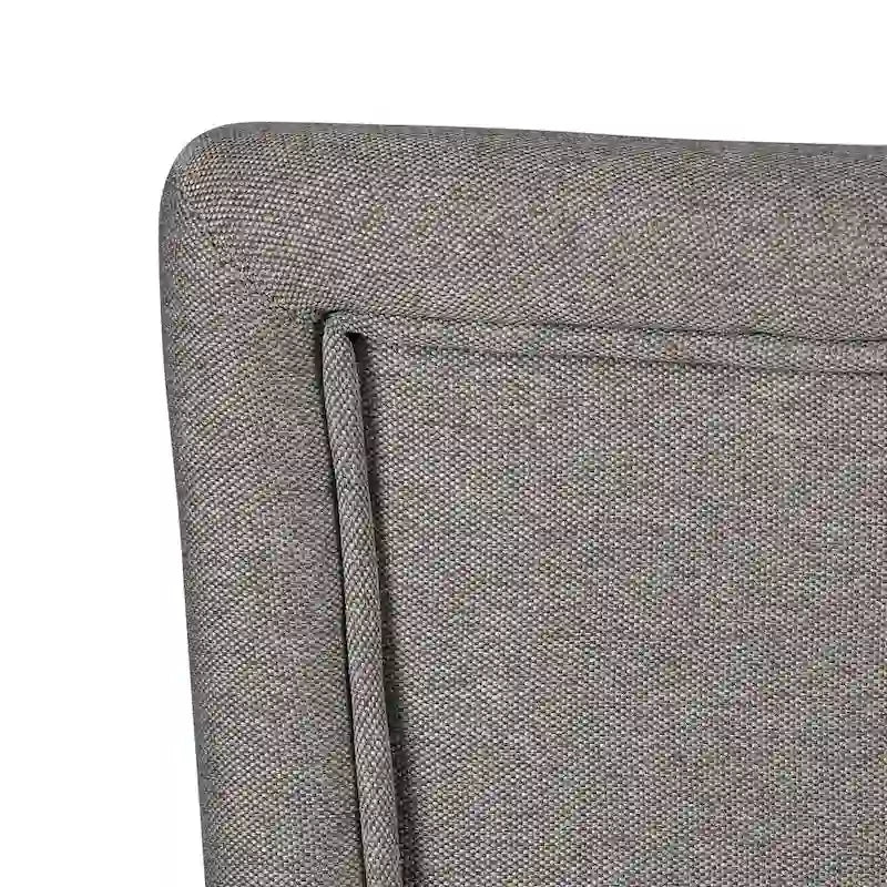 Chaise Parsons