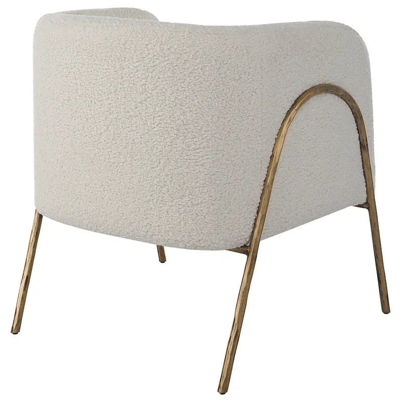 Fauteuil bas en peau de mouton blanc cassé - 27 pouces de largeur x 28,5 pouces de hauteur x 27 pouces de profondeur