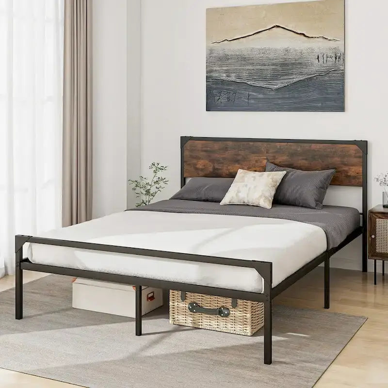 Lit plateforme double/grand format de style rustique avec tête et pied de lit