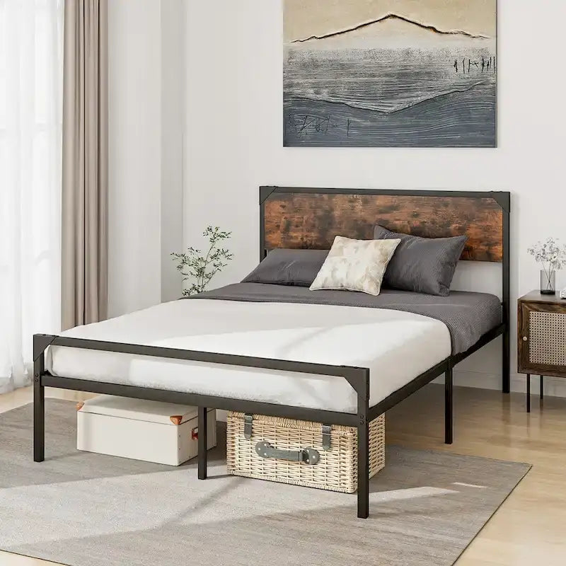 Lit plateforme double/grand format de style rustique avec tête et pied de lit